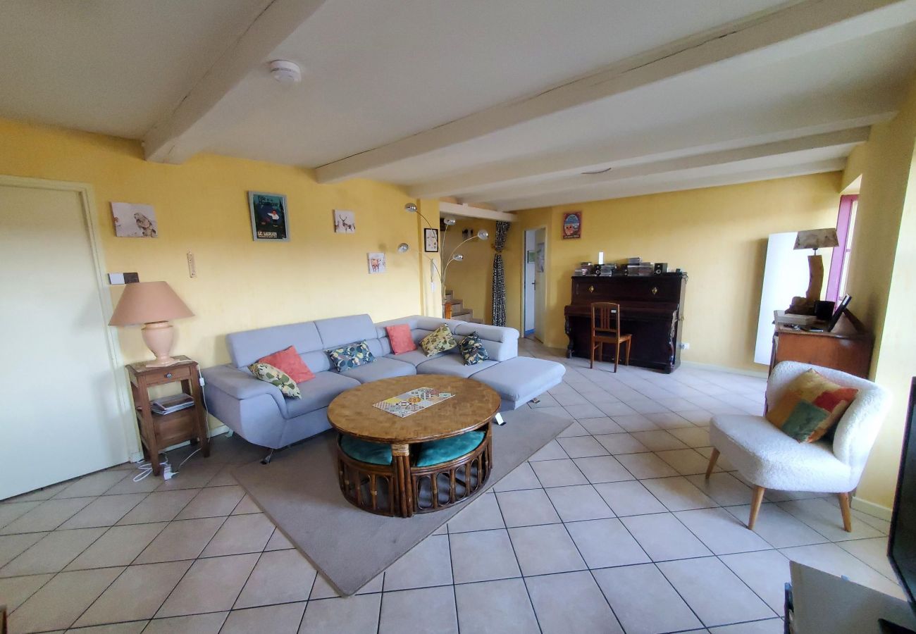 Appartement à Besse-et-Saint-Anastaise - APPA Les LILIACEES