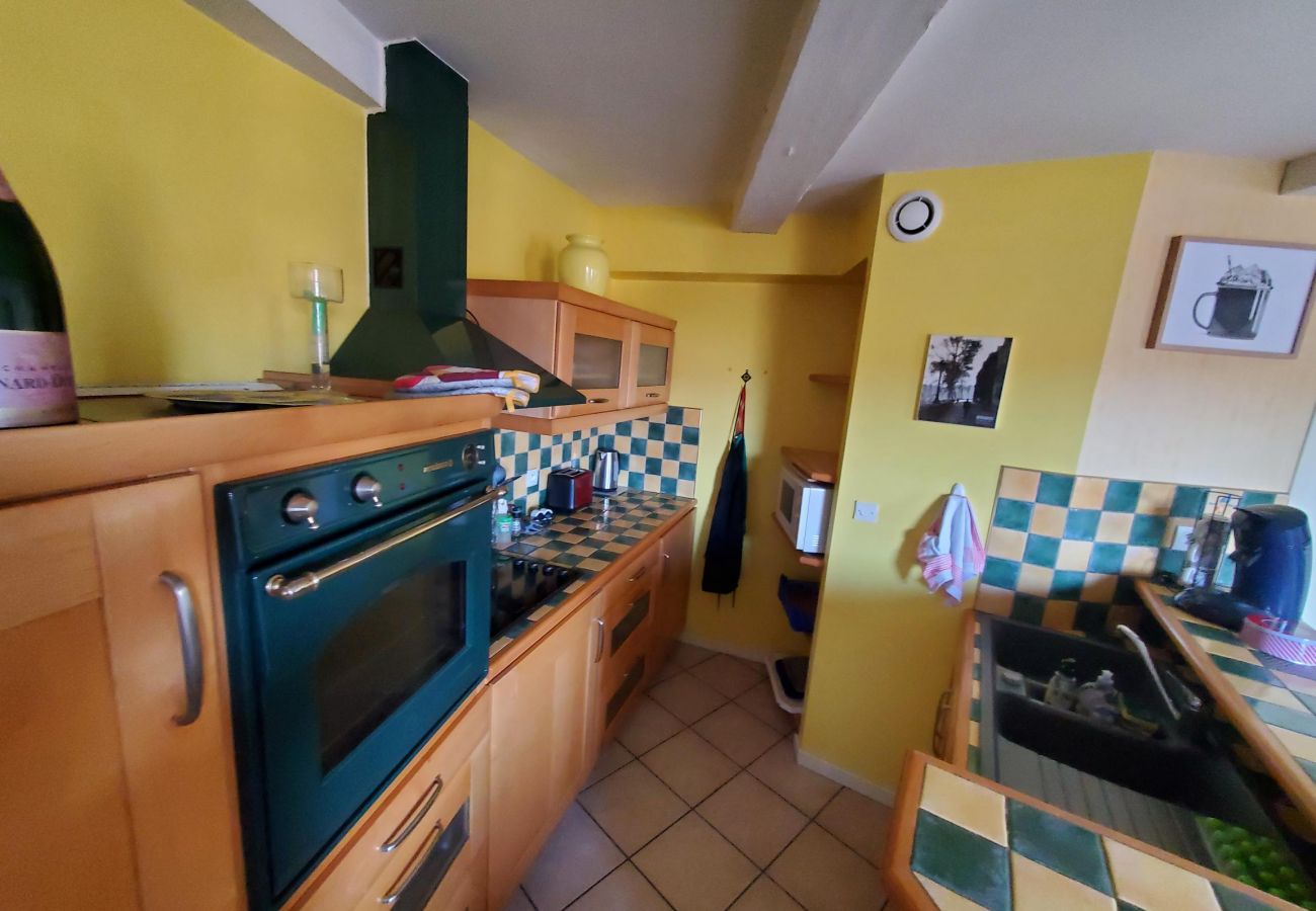 Appartement à Besse-et-Saint-Anastaise - APPA Les LILIACEES