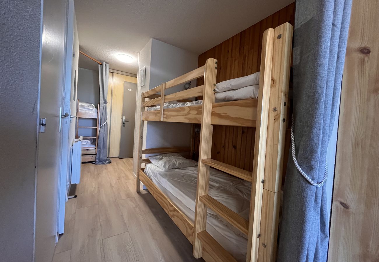 Studio à Besse-et-Saint-Anastaise - STUD - 202D paill