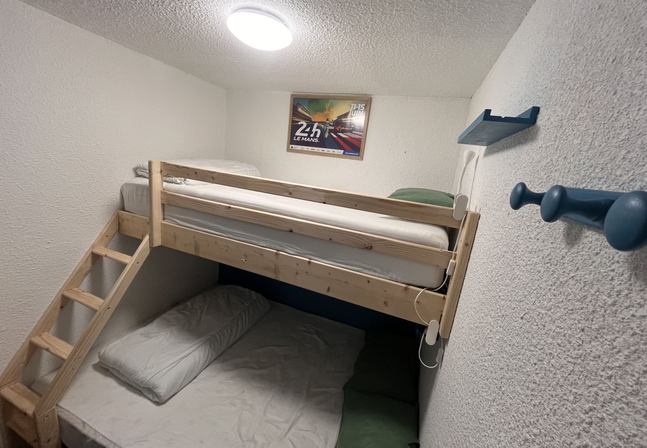 Appartement à Besse-et-Saint-Anastaise - APPA 1522 BURON