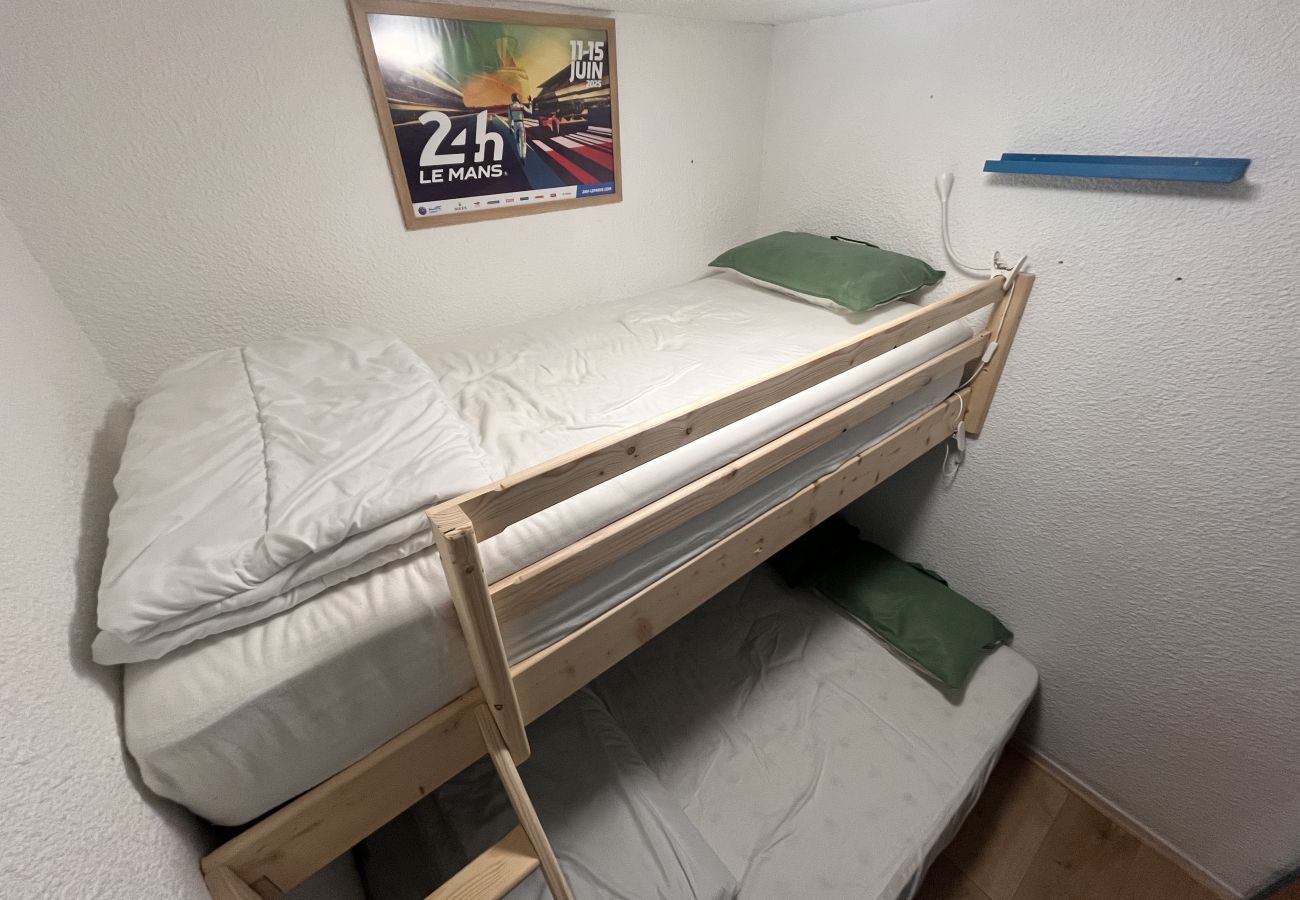 Appartement à Besse-et-Saint-Anastaise - APPA 1522 BURON