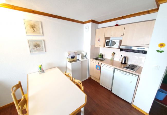 Besse-et-Saint-Anastaise - Appartement