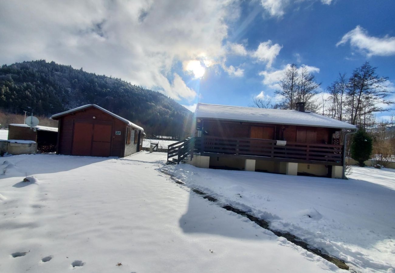 Chalet à Chambon-sur-Lac - Chal Chalet des Millevaches