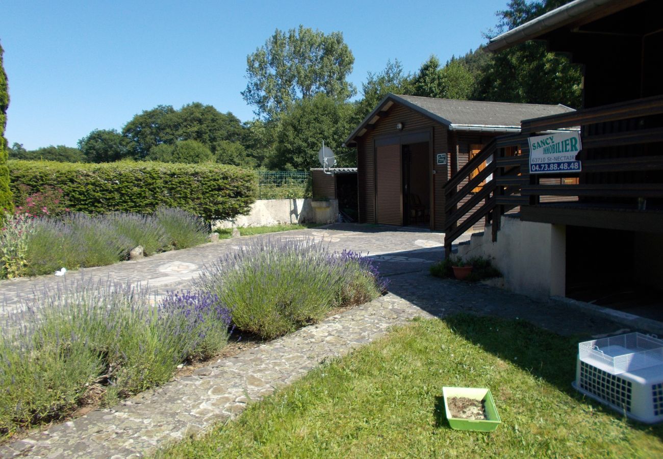 Chalet à Chambon-sur-Lac - Chal Chalet des Millevaches