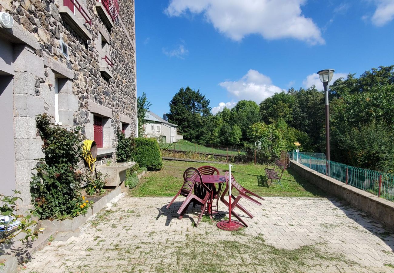 Appartement à Murol - APPA Manoir Fleury 1