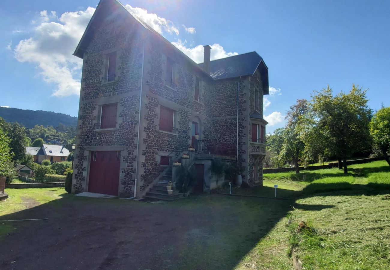 Studio à Murol - APPA Manoir Fleury 2