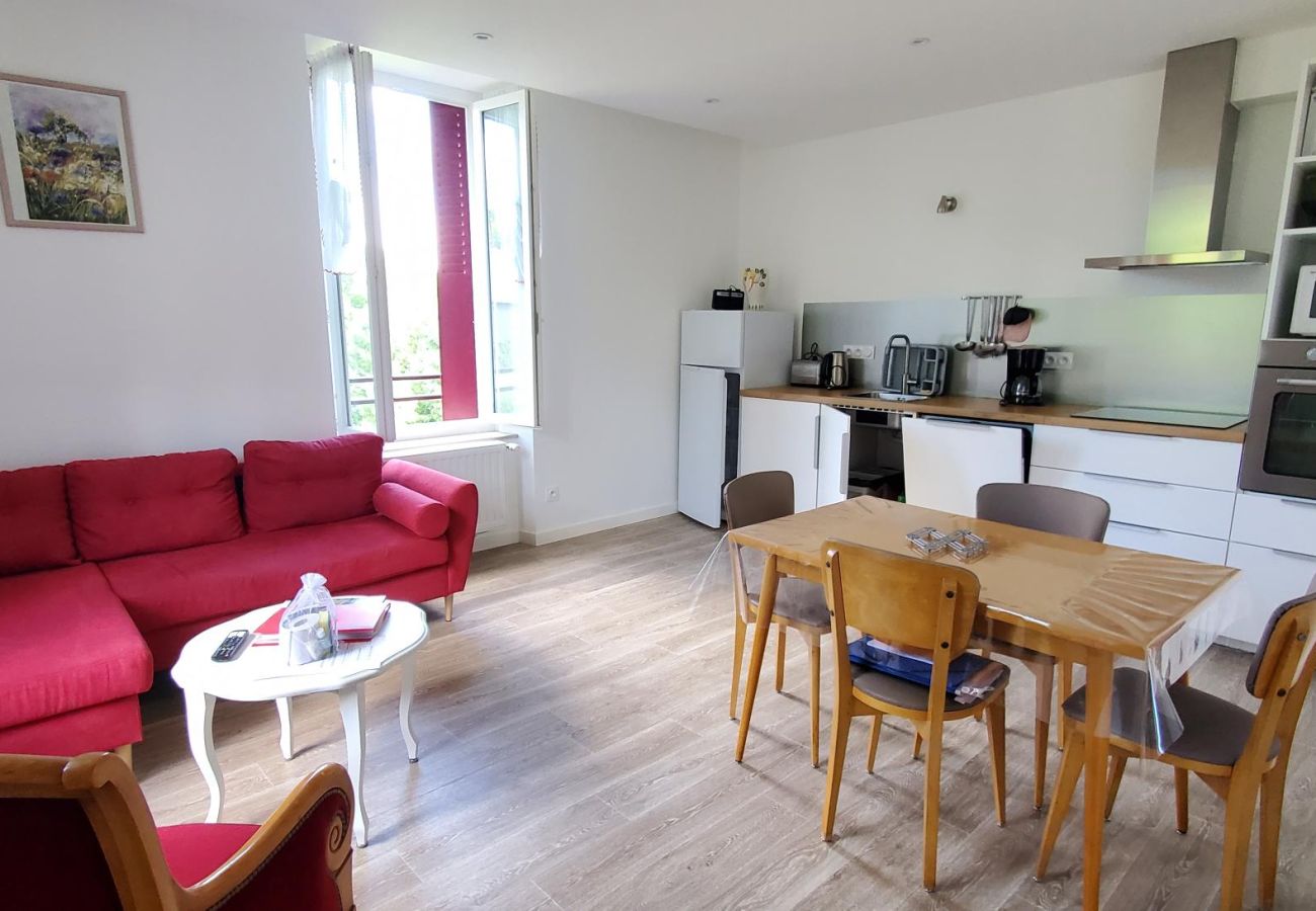 Appartement à Murol - APPA Manoir Fleury 4