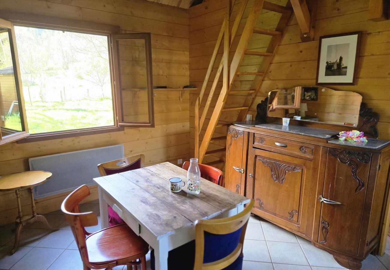 Chalet à Chambon-sur-Lac - CHAL VOISSIERES