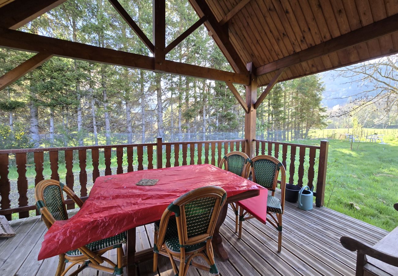 Chalet à Chambon-sur-Lac - CHAL VOISSIERES