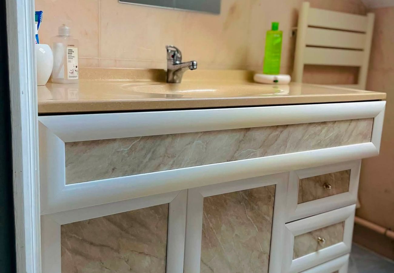 Appartement à Saint-Nectaire - APPA Le 46 du Parc